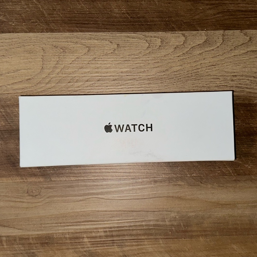 Apple Watch SE (2nd Gen) [GPS 44mm] Smartwatch with Midnight Aluminum Case